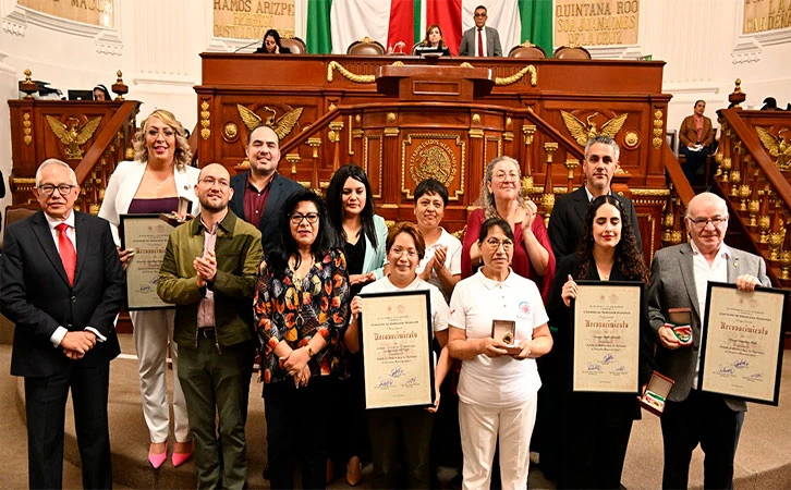 Congreso CDMX entrega Medalla al Mérito Defensores de DDHH 2022