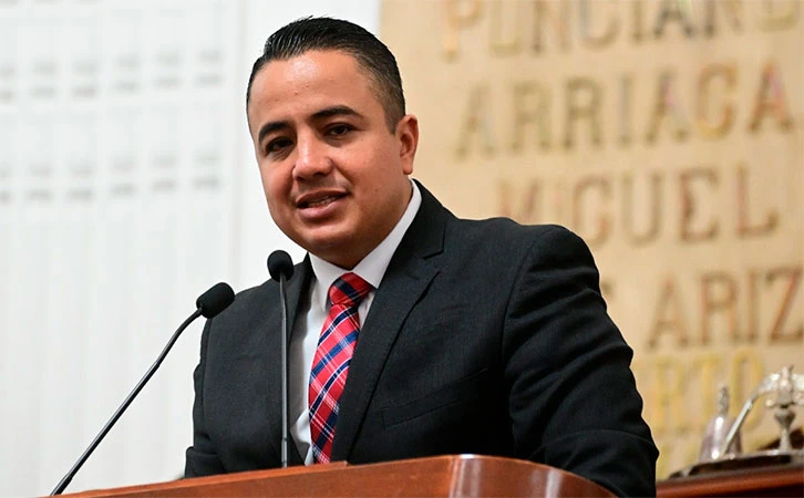 Denuncian vecinos de GAM cinco años con agua intermitente