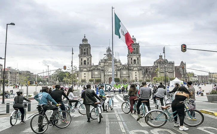 Morena CDMX, campo minado