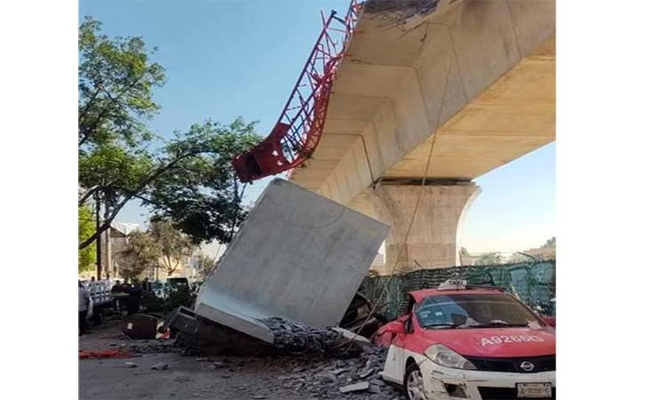 Obras del Gobierno CDMX arriesgan la seguridad de usuarios