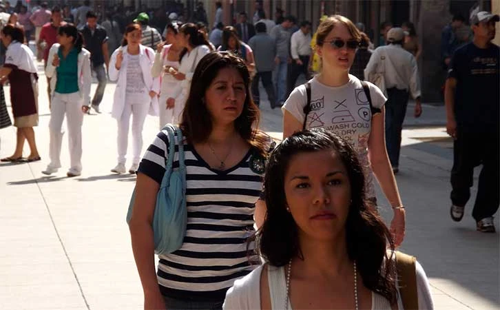 Aprueban ley para que ellas tengan una menstruación digna