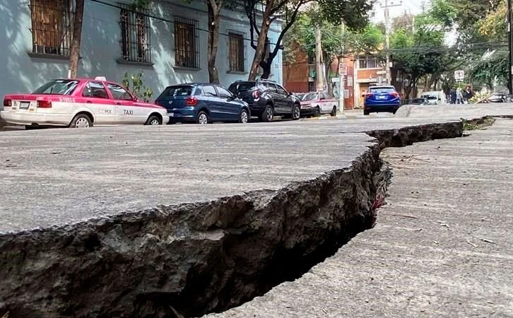 Falla Plateros-Mixcoac presenta desplazamiento de 3 centímetros