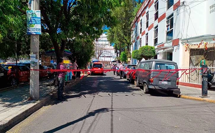 Explota transformador en Cahualtongo, Azcapotzalco