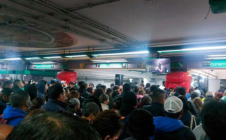 Colapsan Metro y Metrobús de la CDMX