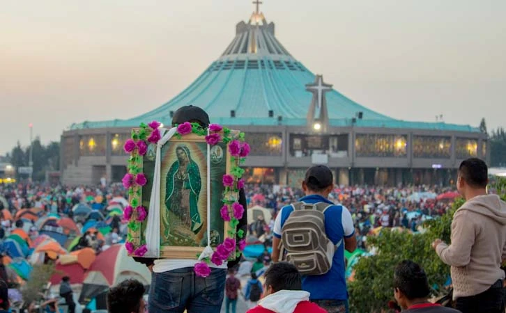 Cierran vialidades por peregrinación a la Basílica de Guadalupe