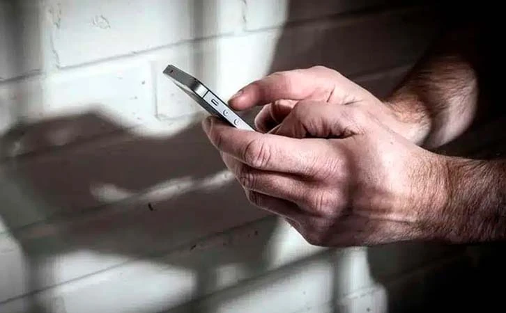 Aumenta incautación de celulares en penales de CDMX, pero reservan información