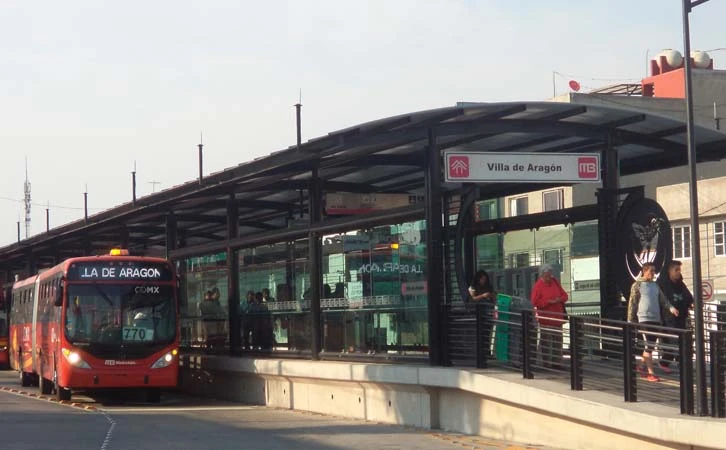 Líneas 6 y 7 del Metrobús cerrarán estaciones por peregrinos