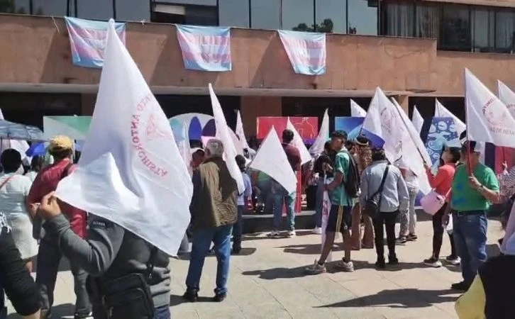 Con represión responde alcaldía de Azcapotzalco a manifestación de artistas