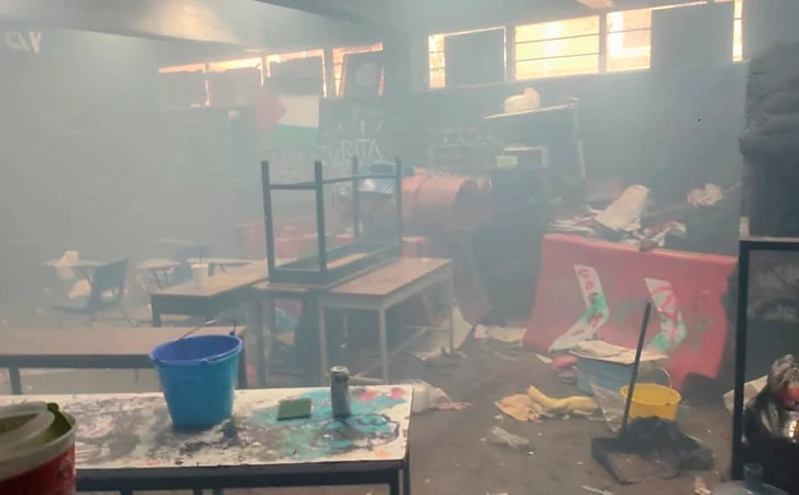 Explosión de petardo genera alerta en Prepa 5 de la UNAM