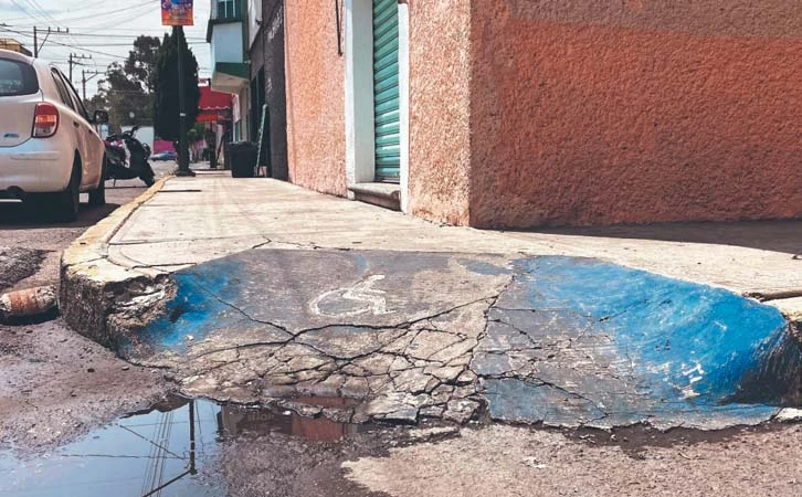 Critican abandono en alcaldía Álvaro Obregón