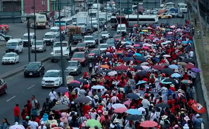 Docentes retiran bloqueo de Reforma y Circuito Interior