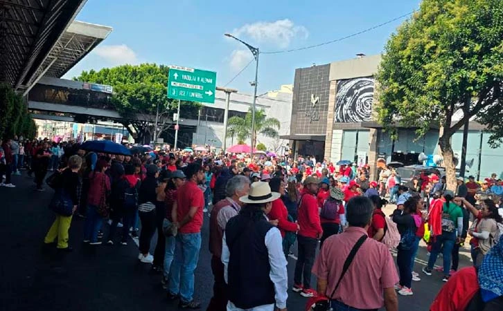 Maestros inician paro de 24 horas y marcha por la CDMX