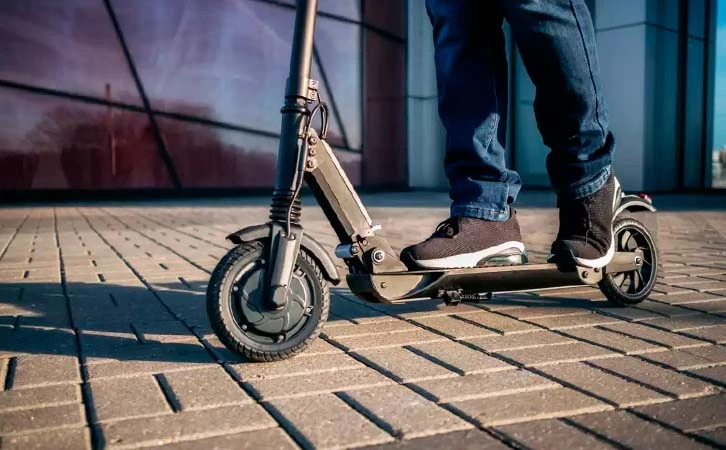 Licencia para circular será obligatoria para scooters y bicimotos en CDMX
