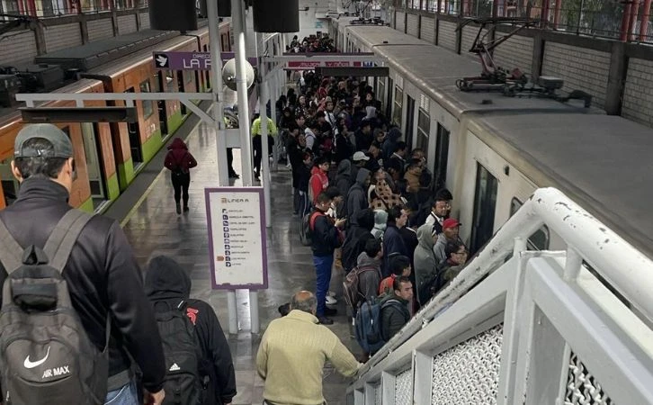 Estación en remodelación desata caos y problemas de acceso al Metro de la CDMX