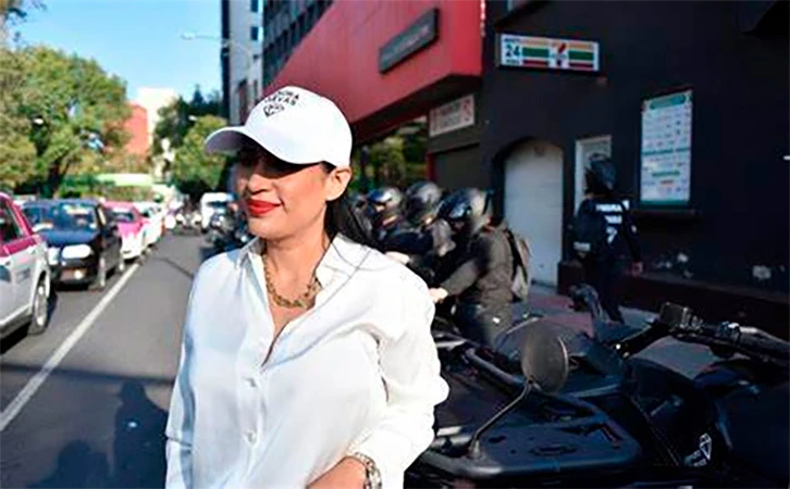 Otra vez.... agreden a Sandra Cuevas en GAM