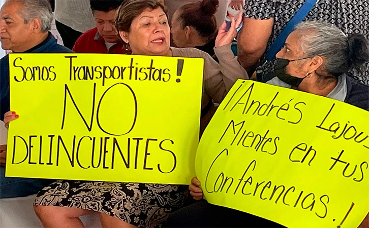 Transportistas anuncian cierre del AICM
