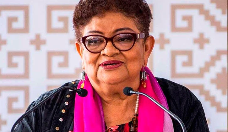 Con preguntas pactadas y a modo la entrevista a Godoy